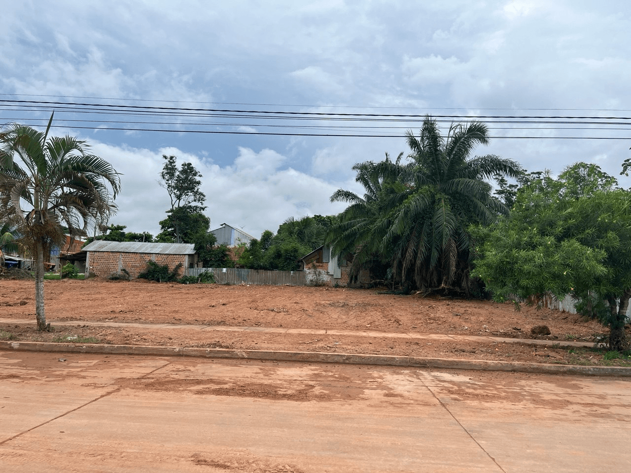 listing card gallery